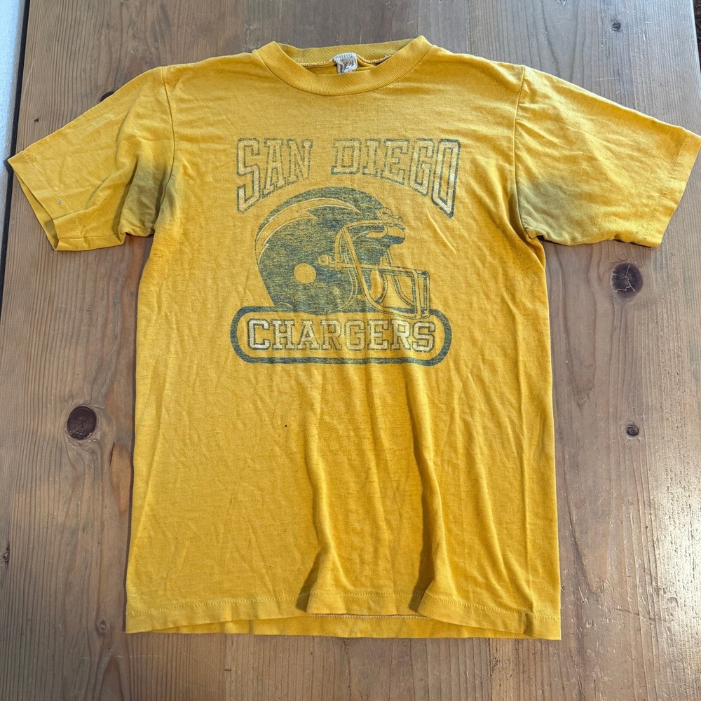 Vintage San Diego Chargers Shirt Gold Single Stitch NFL Graphic Tee Size Medium